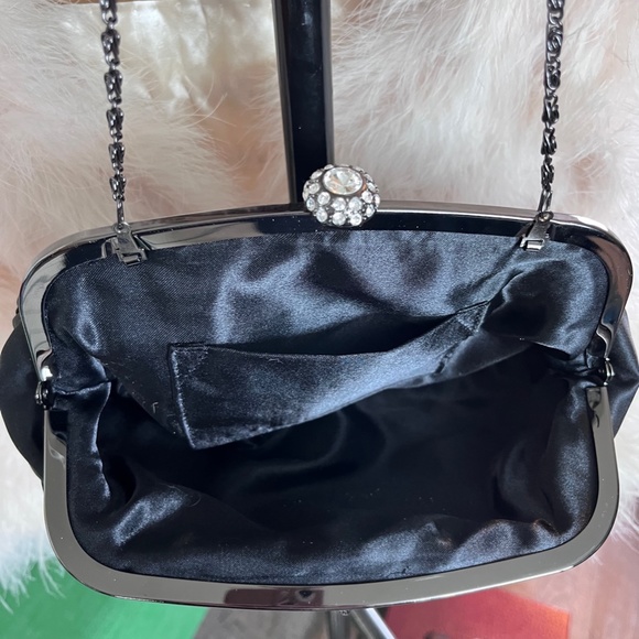 Purse - Picture 5 of 9